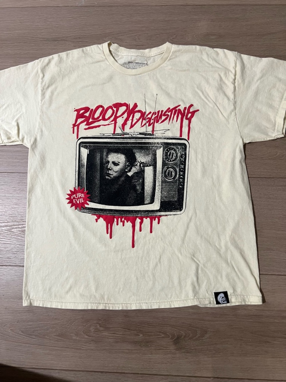 Friday the 13th X Bloody Disgusting Horror cream Tshirt size XL